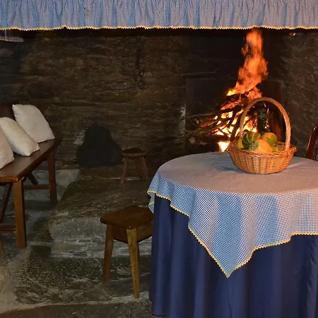 Casa rural A Pena De Augasantas Oca de Abaixo