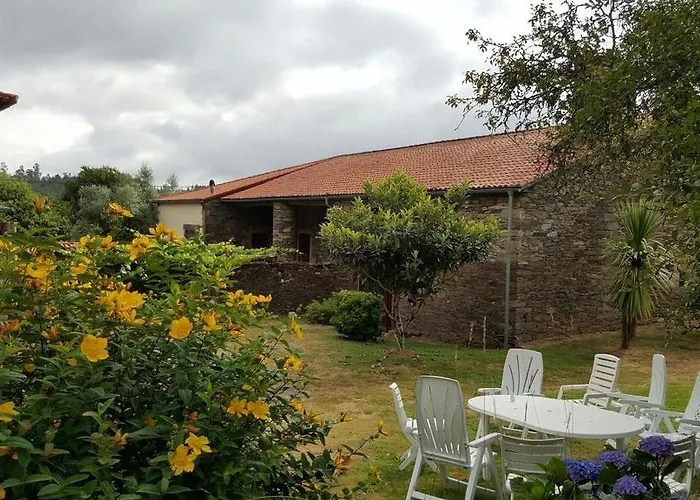 컨트리하우스 A Pena De Augasantas *